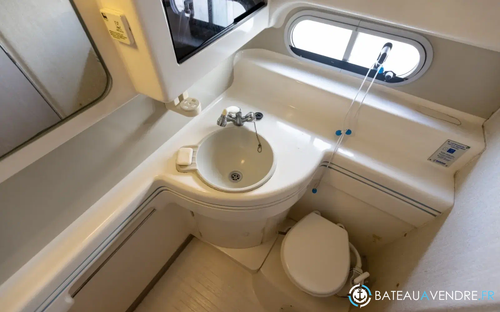 slider 31 Sealine Ambassador 380