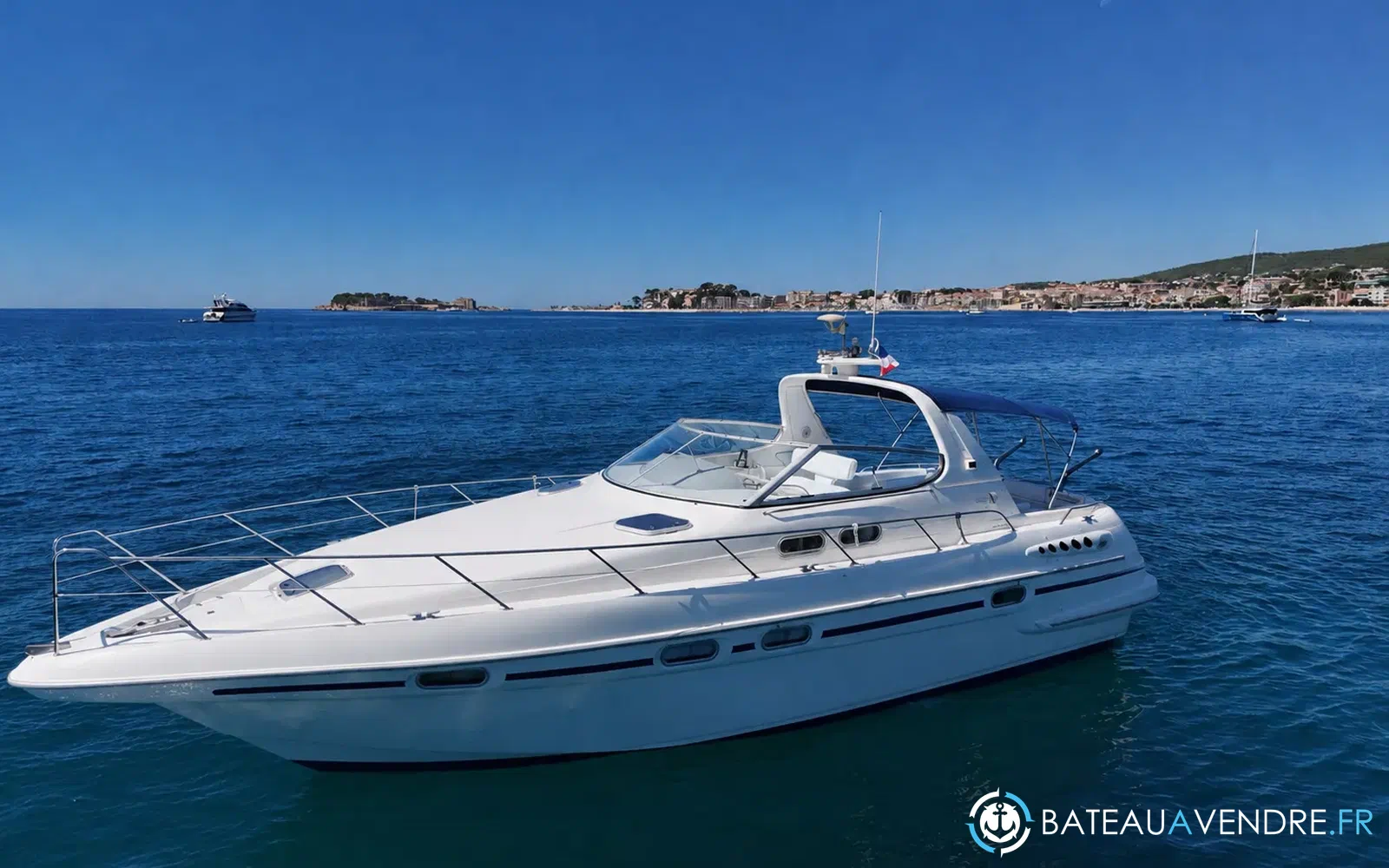 slider 1 Sealine Ambassador 380