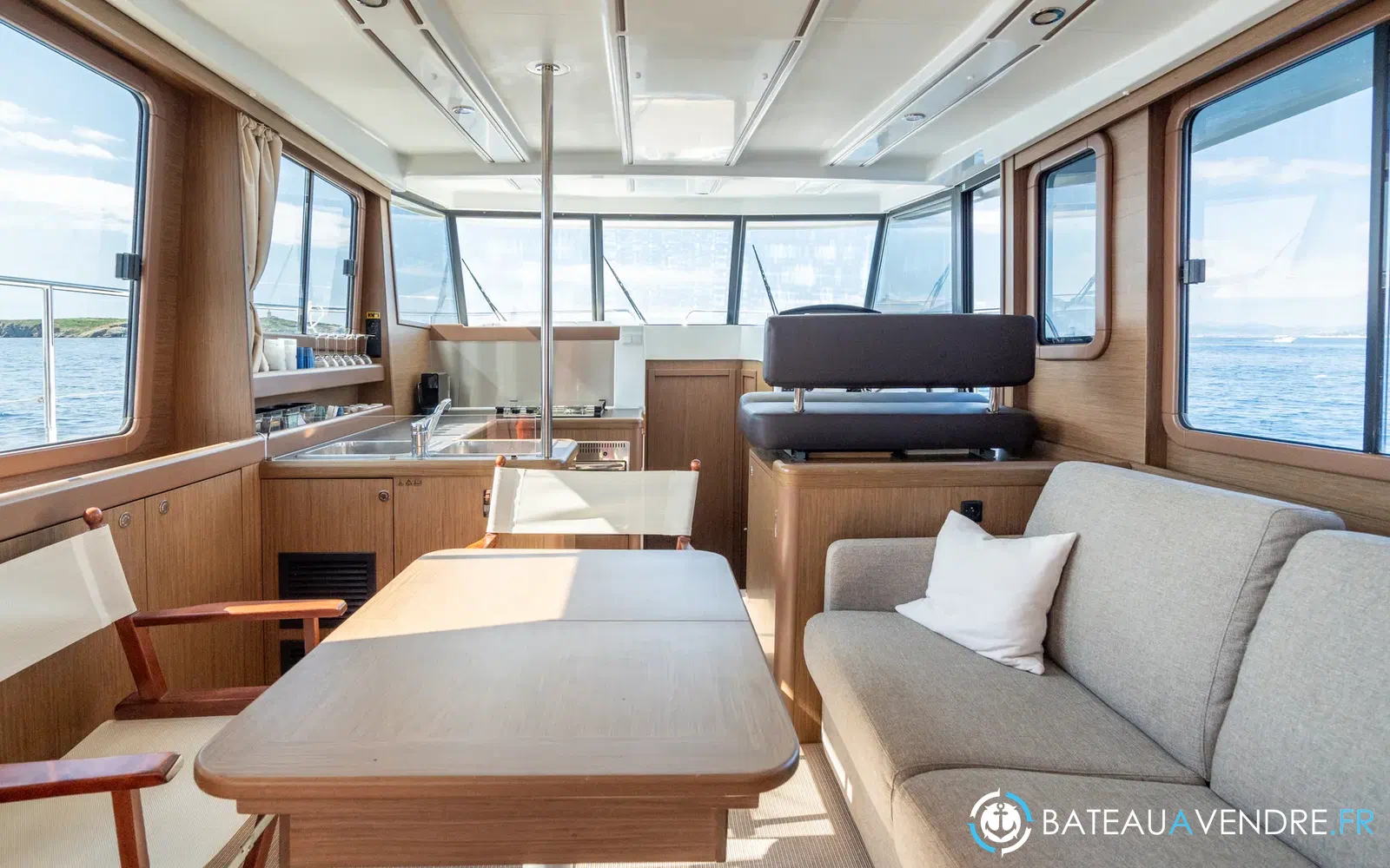 slider 14 Beneteau Swift Trawler 34 Fly