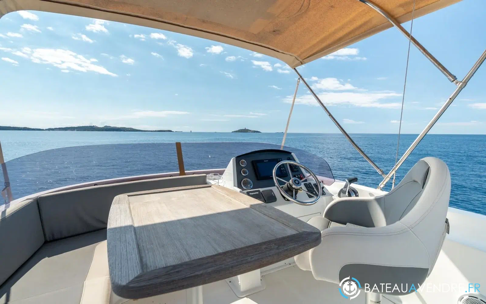slider 5 Beneteau Swift Trawler 34 Fly