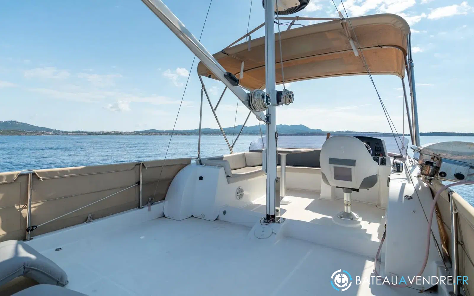 slider 3 Beneteau Swift Trawler 34 Fly