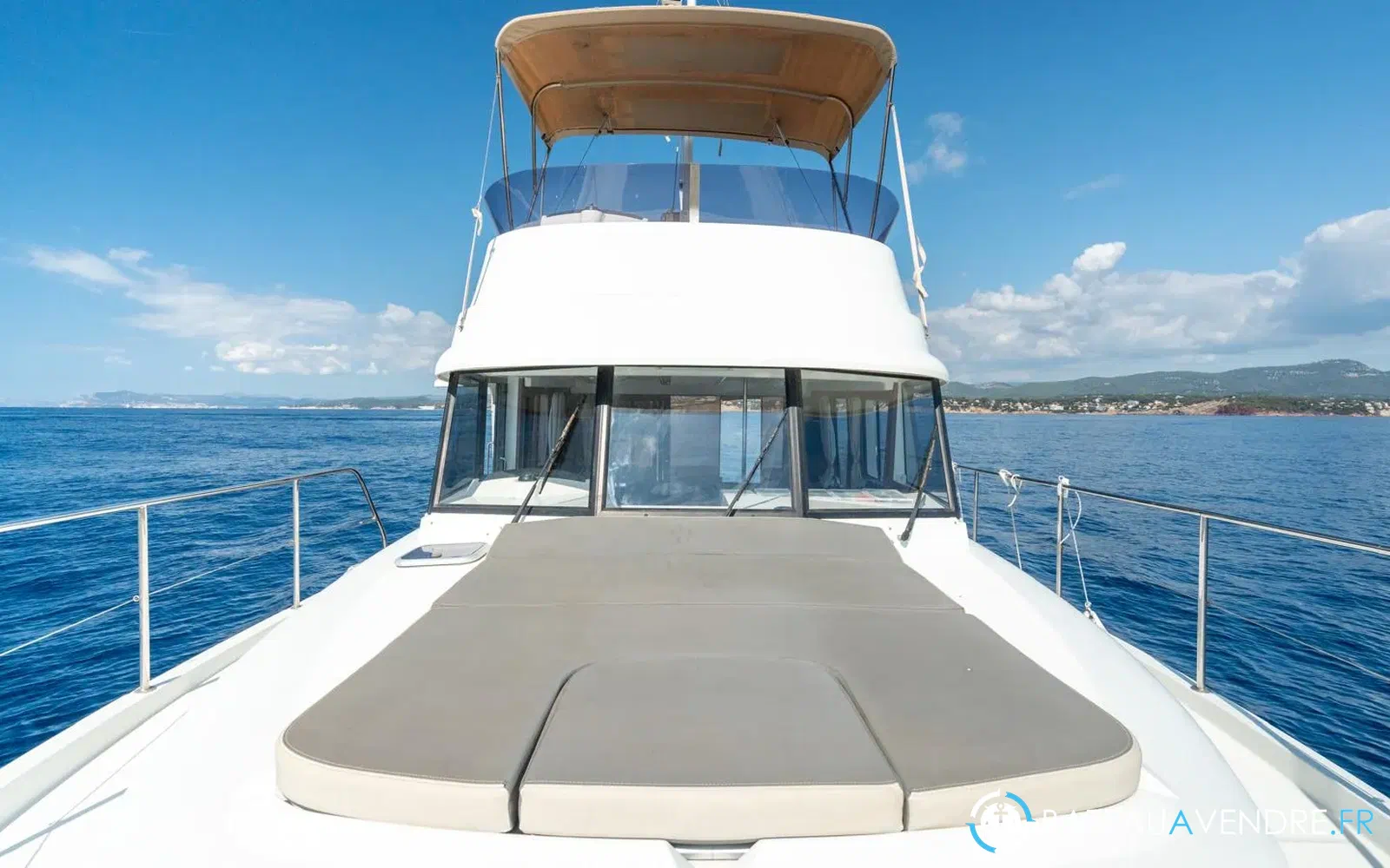 slider 8 Beneteau Swift Trawler 34 Fly