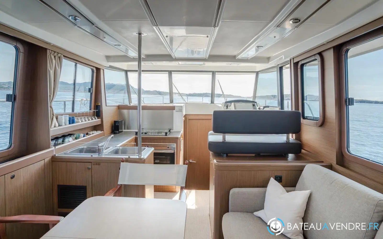 slider 16 Beneteau Swift Trawler 34 Fly