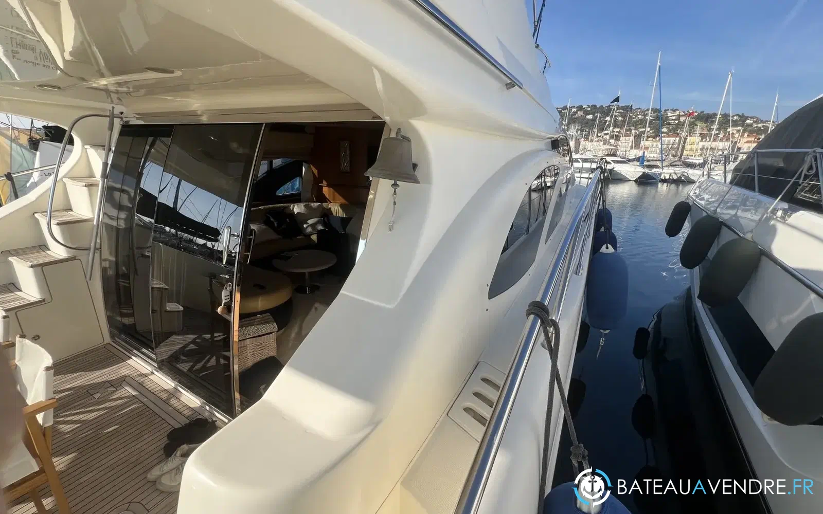 slider 4 Azimut 62