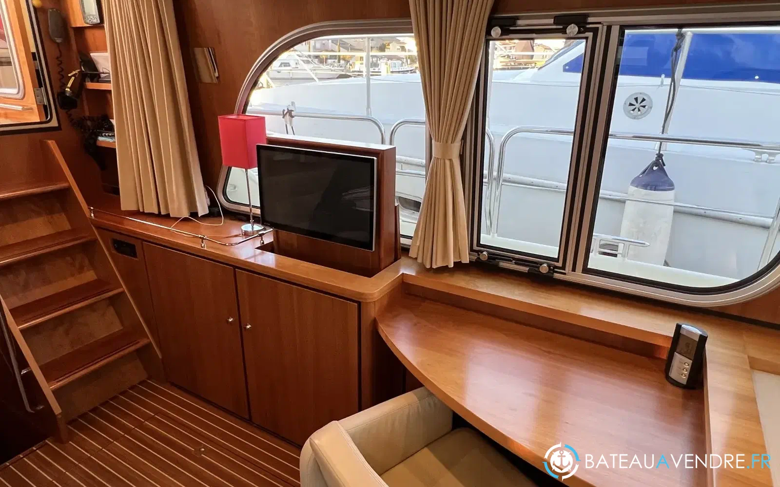 slider 15 Linssen Grand Sturdy 43.9 AC