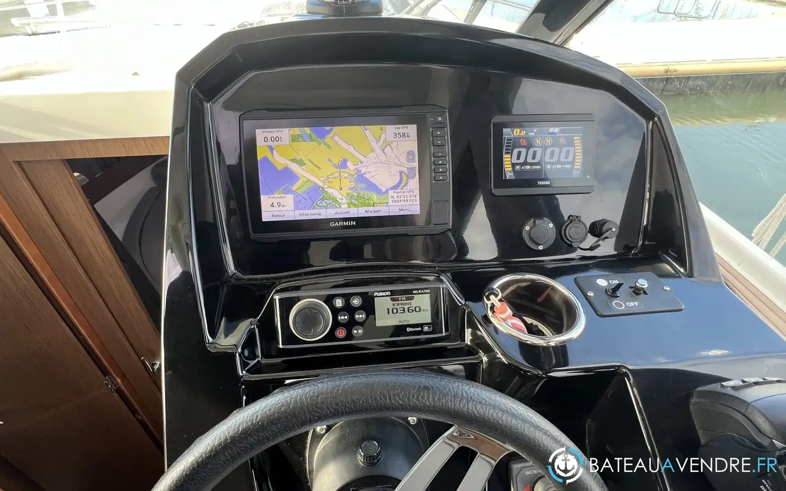 slider 11 Jeanneau Merry Fisher 895 Offshore
