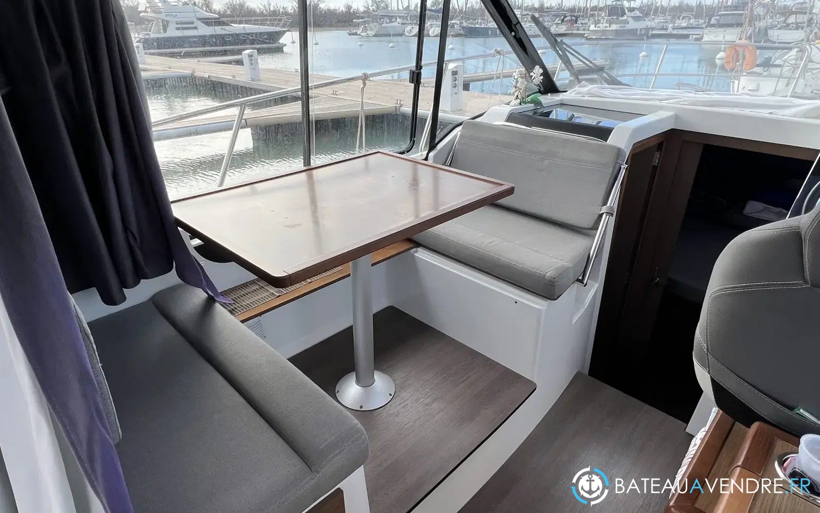 slider 5 Jeanneau Merry Fisher 895 Offshore