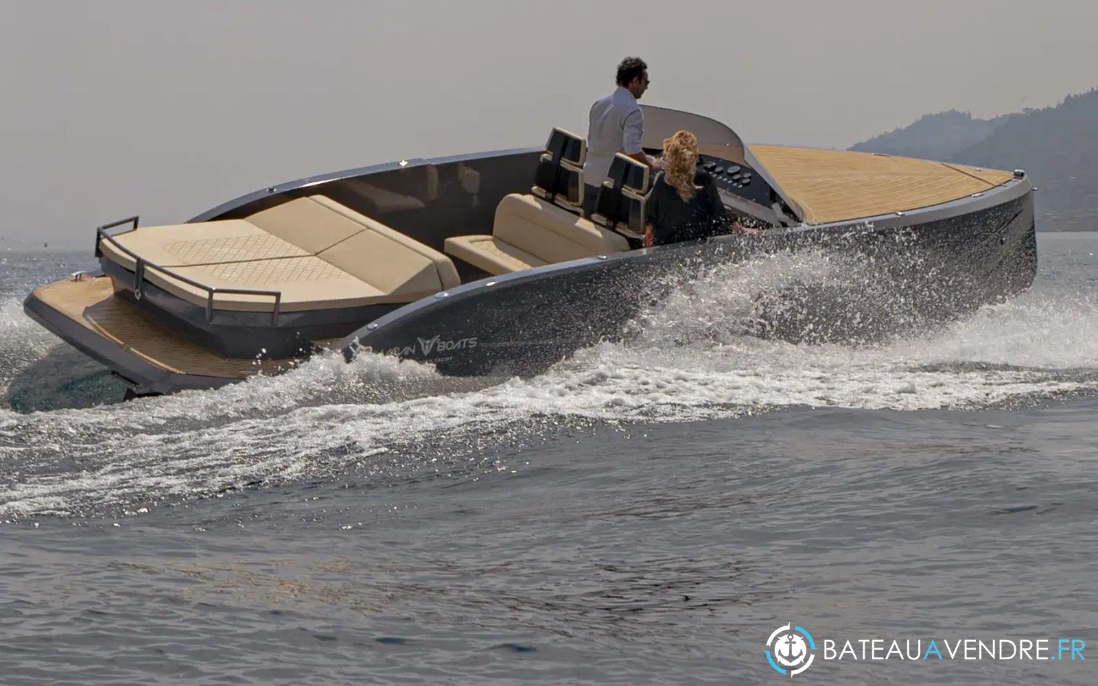 slider 0 Macan Boats 28 Sport