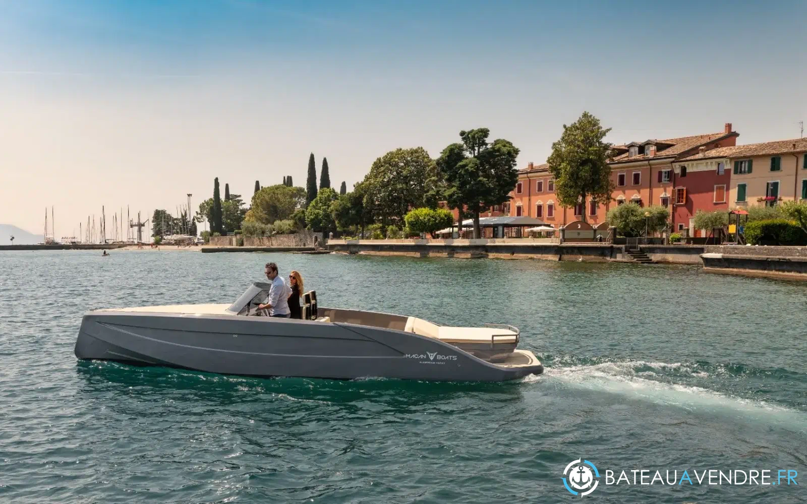 slider 15 Macan Boats 28 Sport