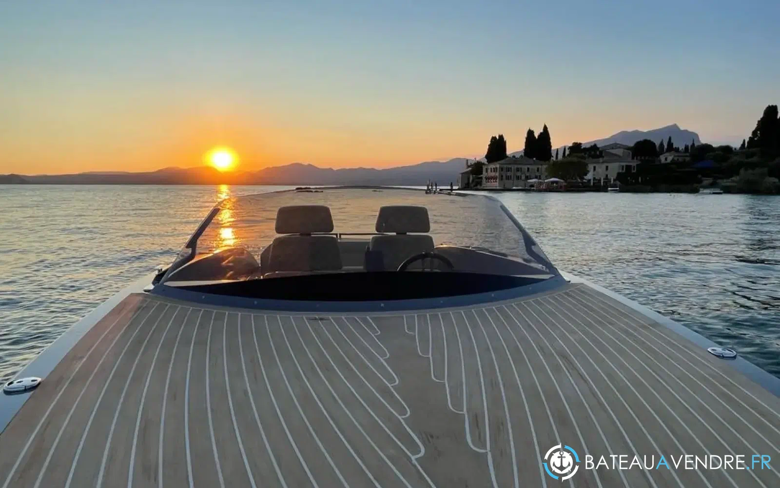 slider 5 Macan Boats 28 Sport
