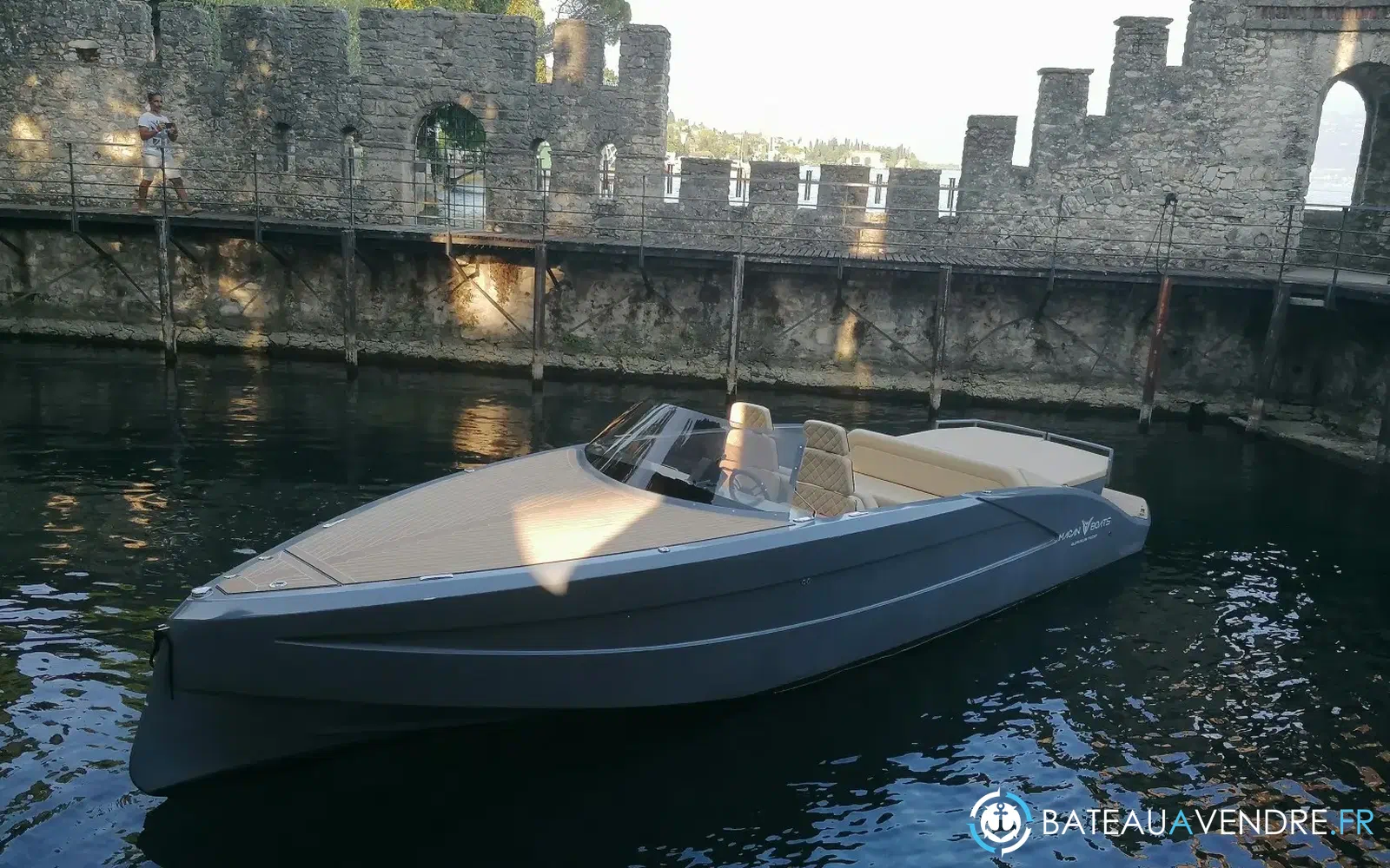 slider 1 Macan Boats 28 Sport