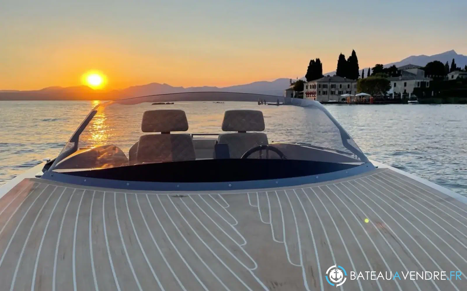 slider 18 Macan Boats 28 Sport
