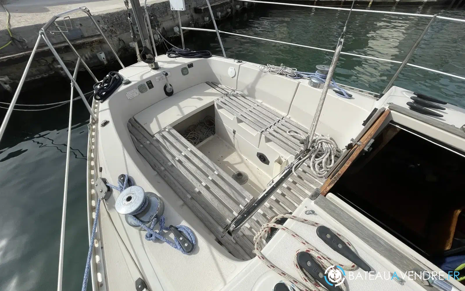 slider 1 Beneteau First 30