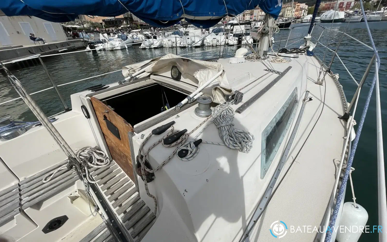 slider 6 Beneteau First 30