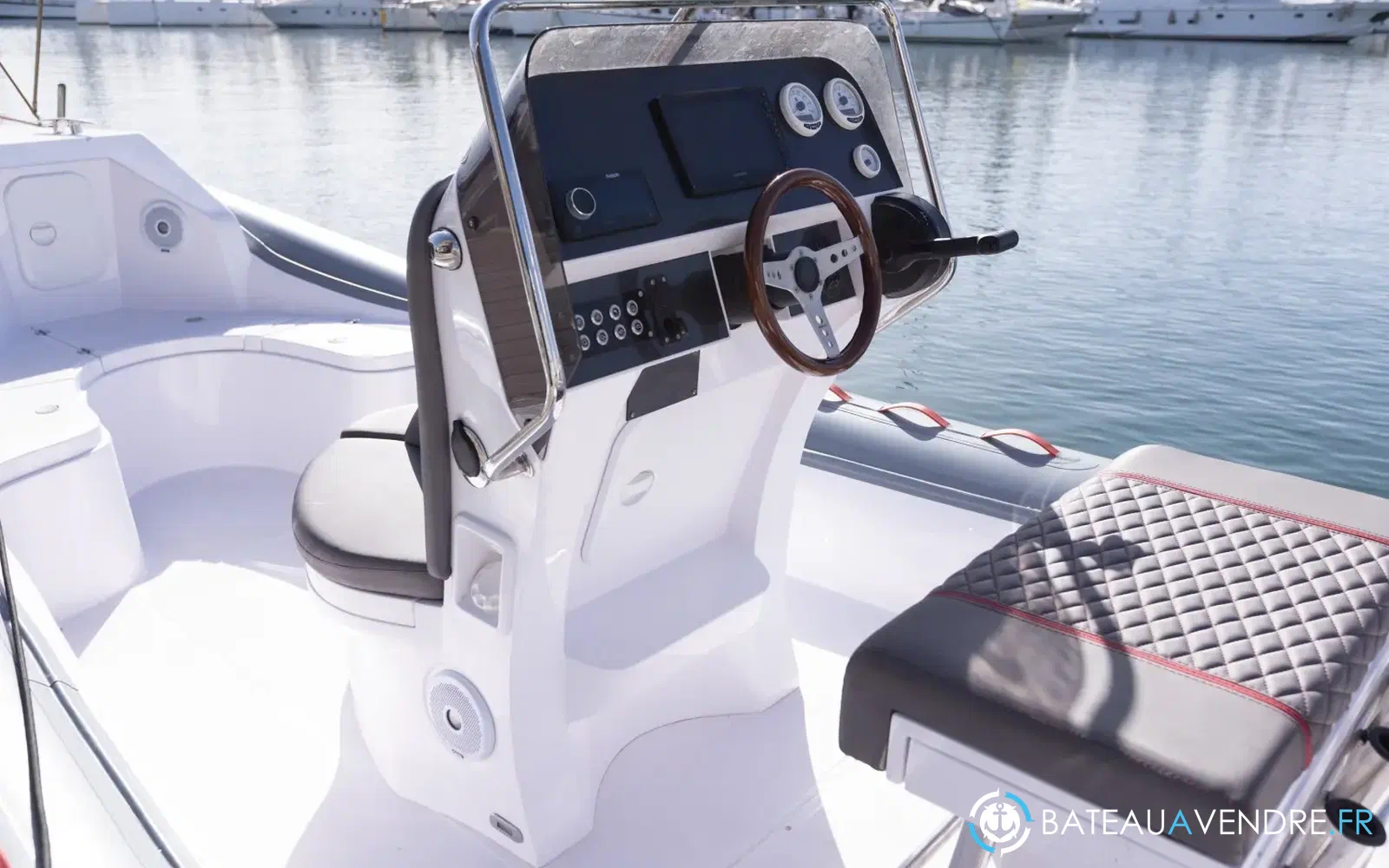 slider 17 Espadon 715 Barracuda