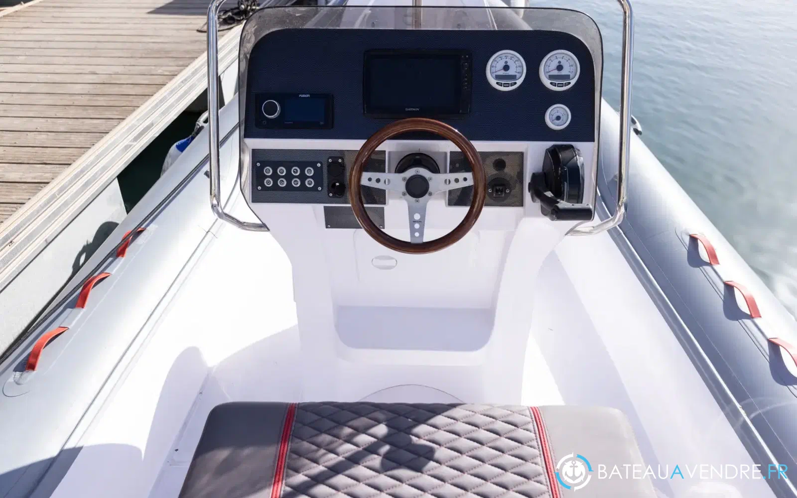 slider 18 Espadon 715 Barracuda