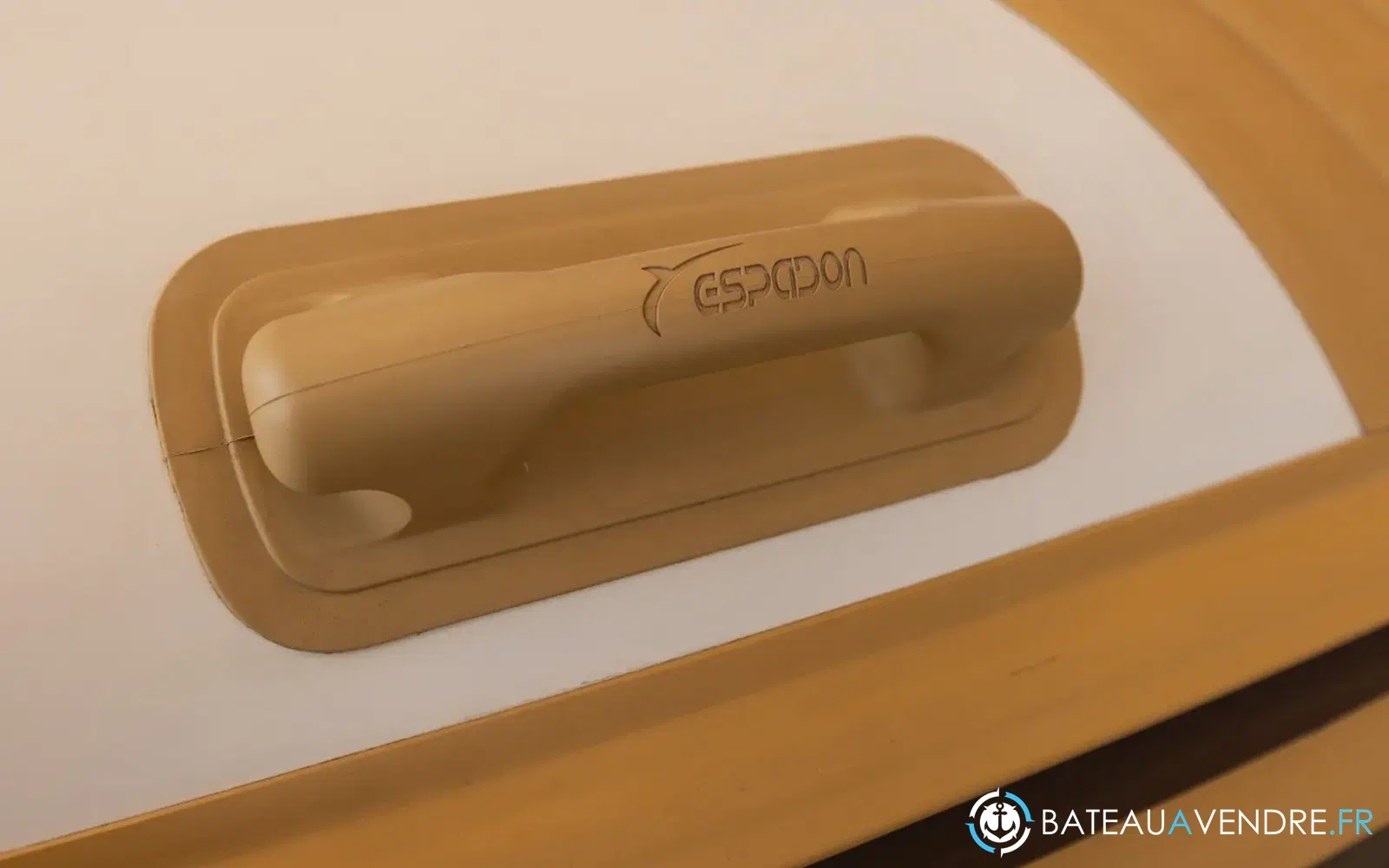 slider 11 Espadon 550