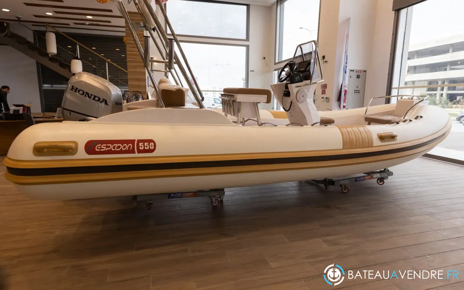 slider 19 Espadon 550