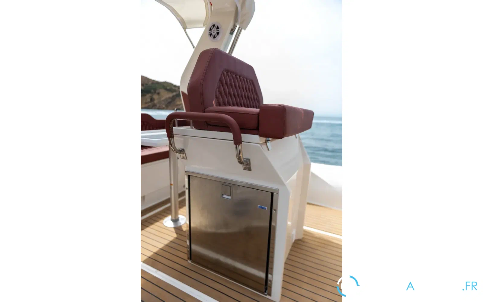 slider 13 Espadon 800 Beluga