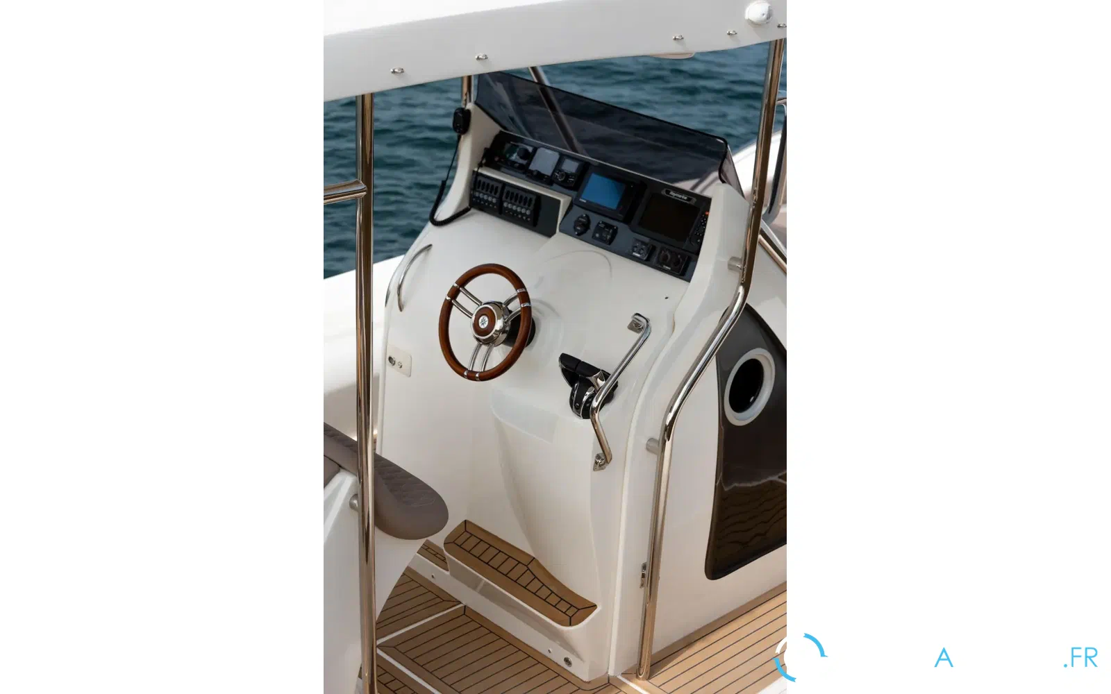 slider 4 Espadon 1000