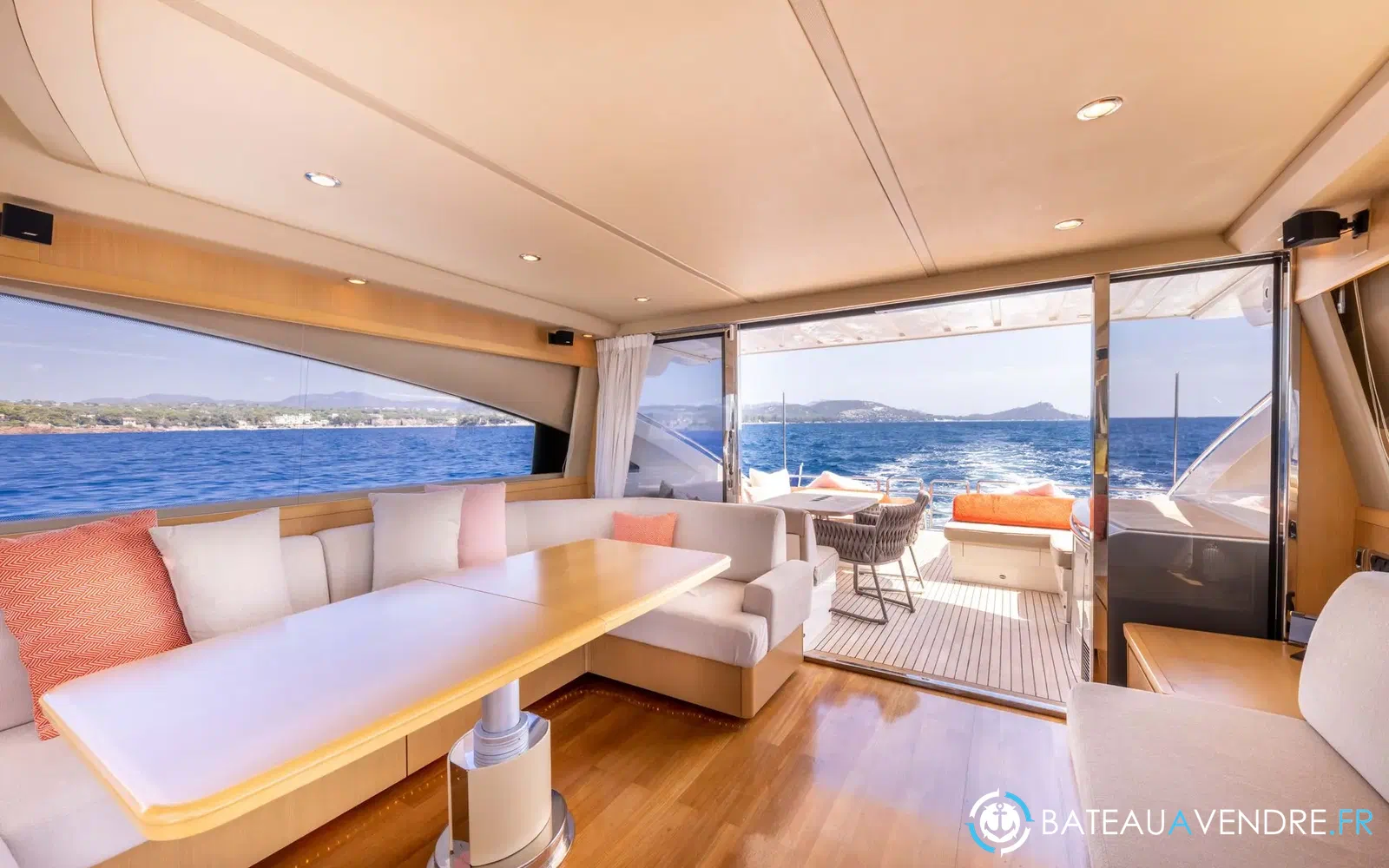 slider 11 Princess V70