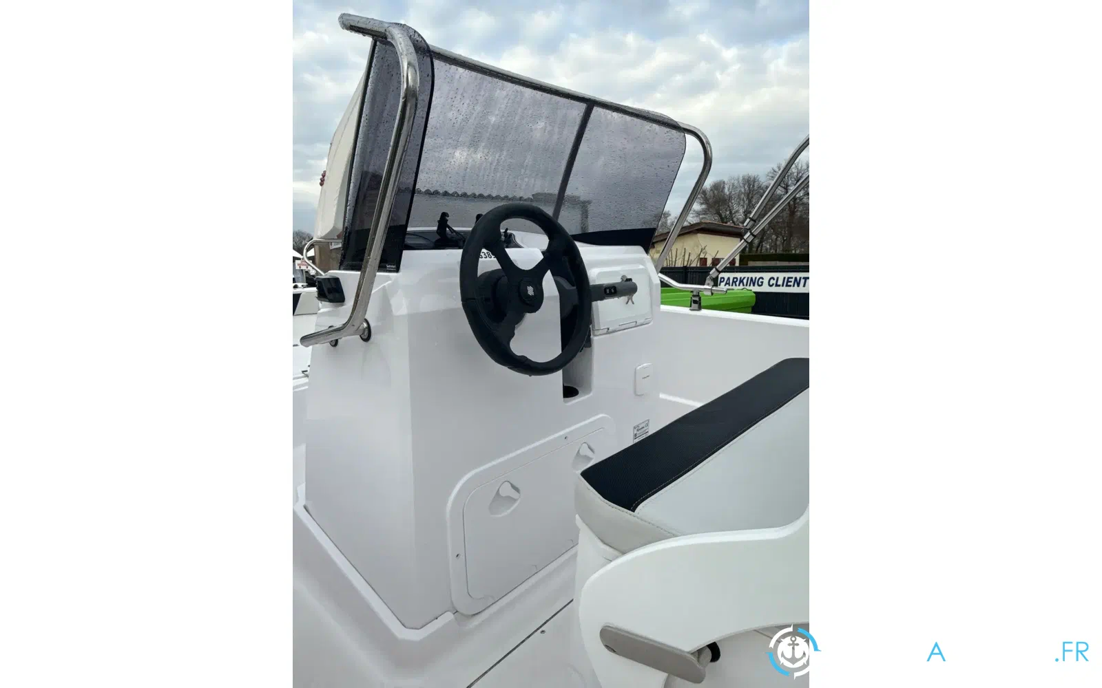 slider 5 Ranieri Voyager 19 S