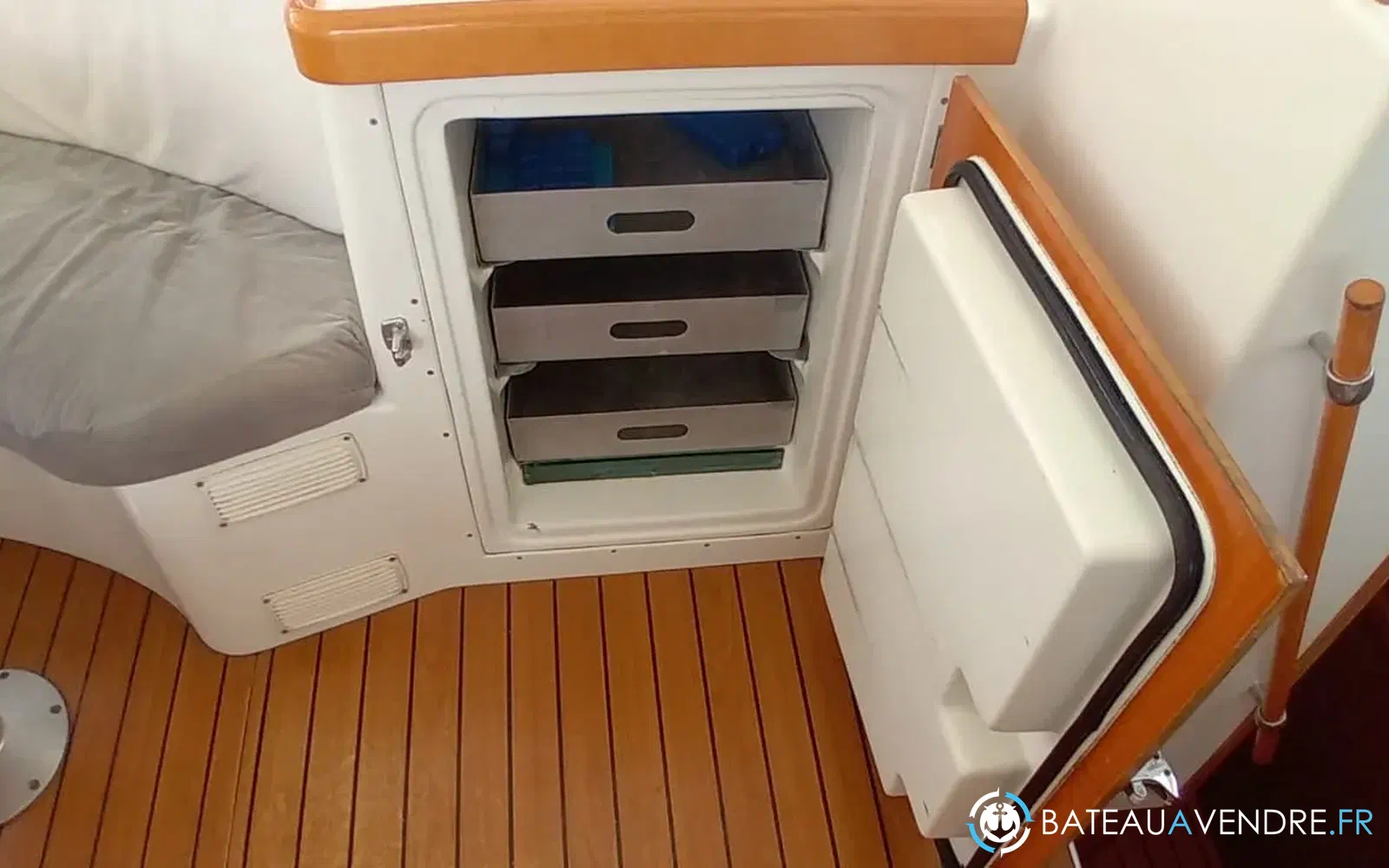 slider 33 Lagoon 380