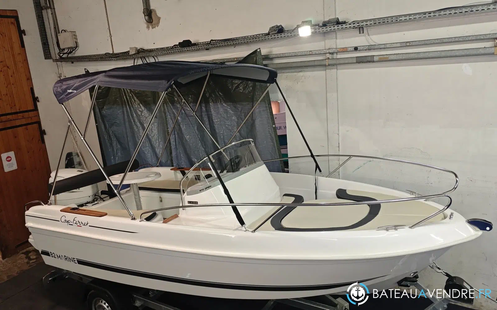 slider 6 B2 Marine 472 Open