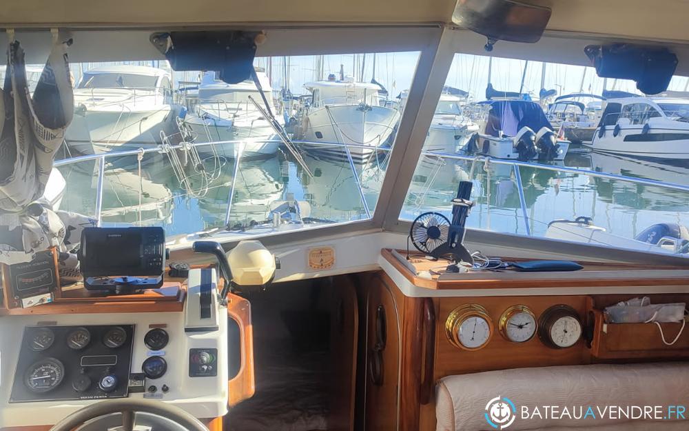 Beneteau Antares 800  photo 5