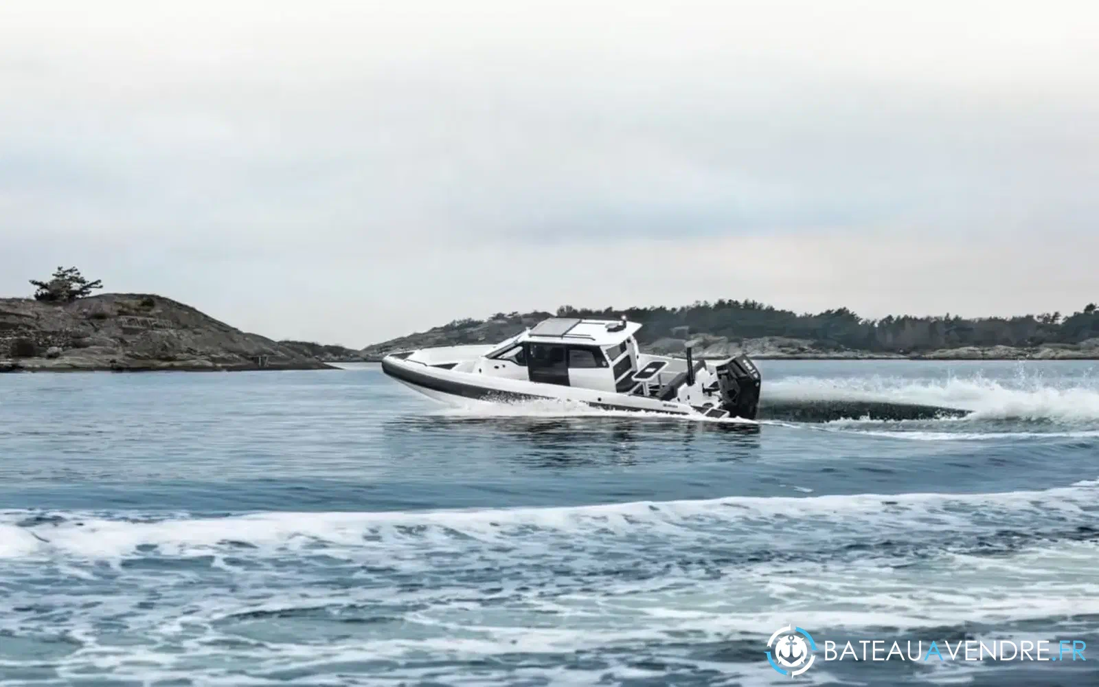 slider 7 Iron Boats 907 Coupe