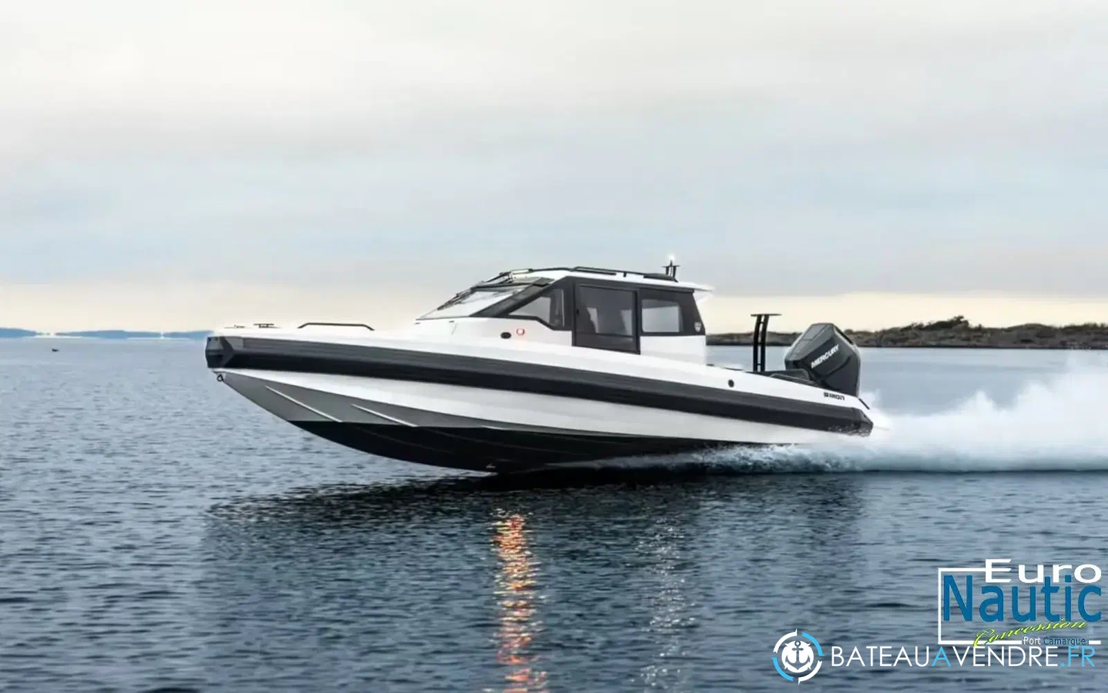 slider 0 Iron Boats 907 Coupe