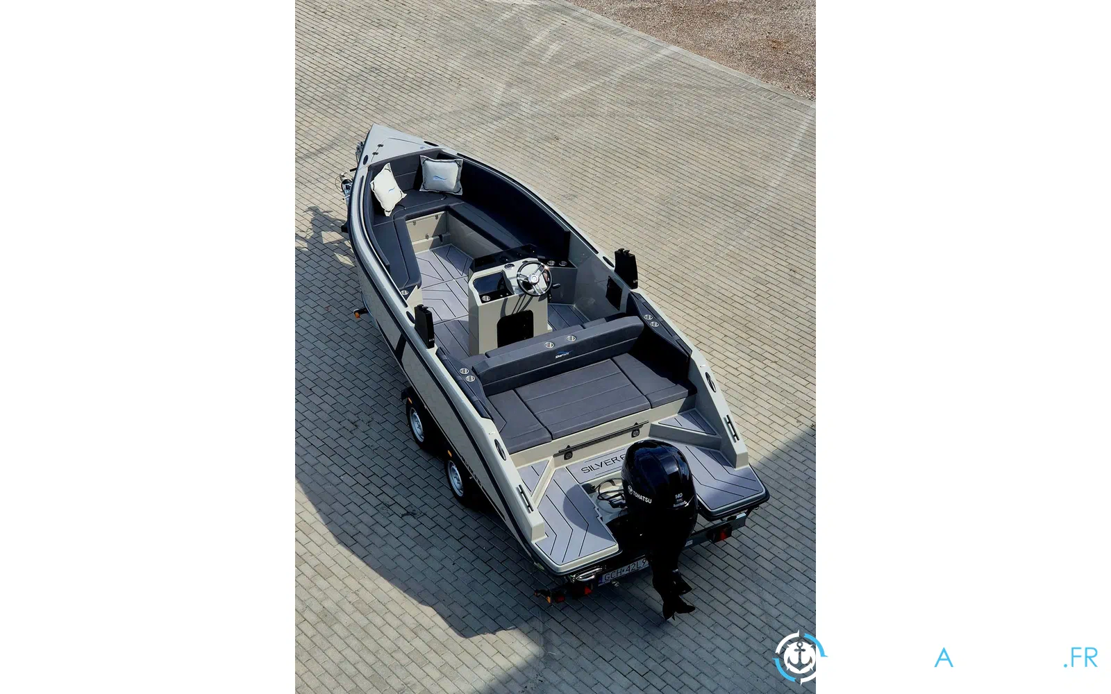 slider 16 Silver Yacht Silver 675