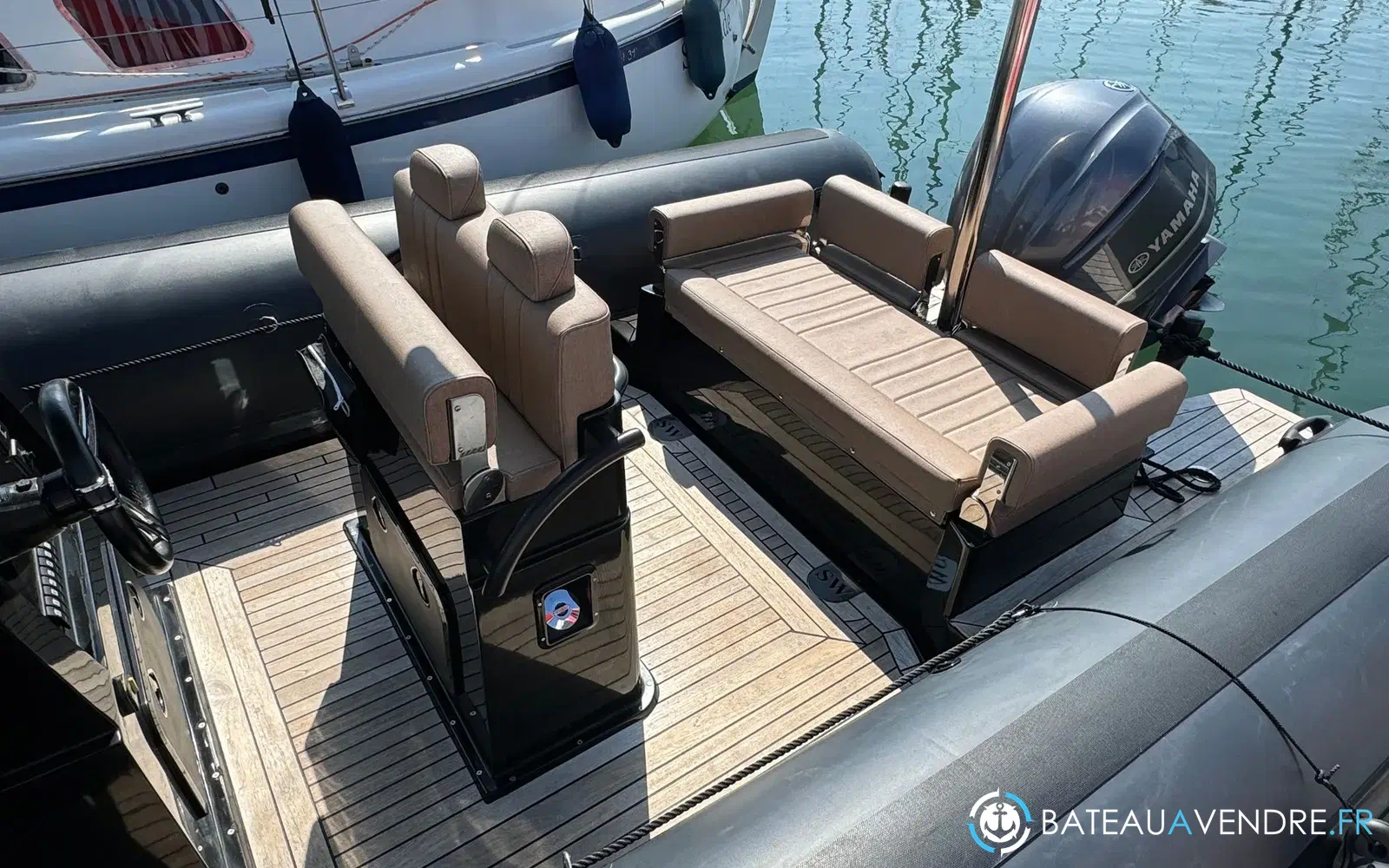 slider 3 Sea Water Phantom 260