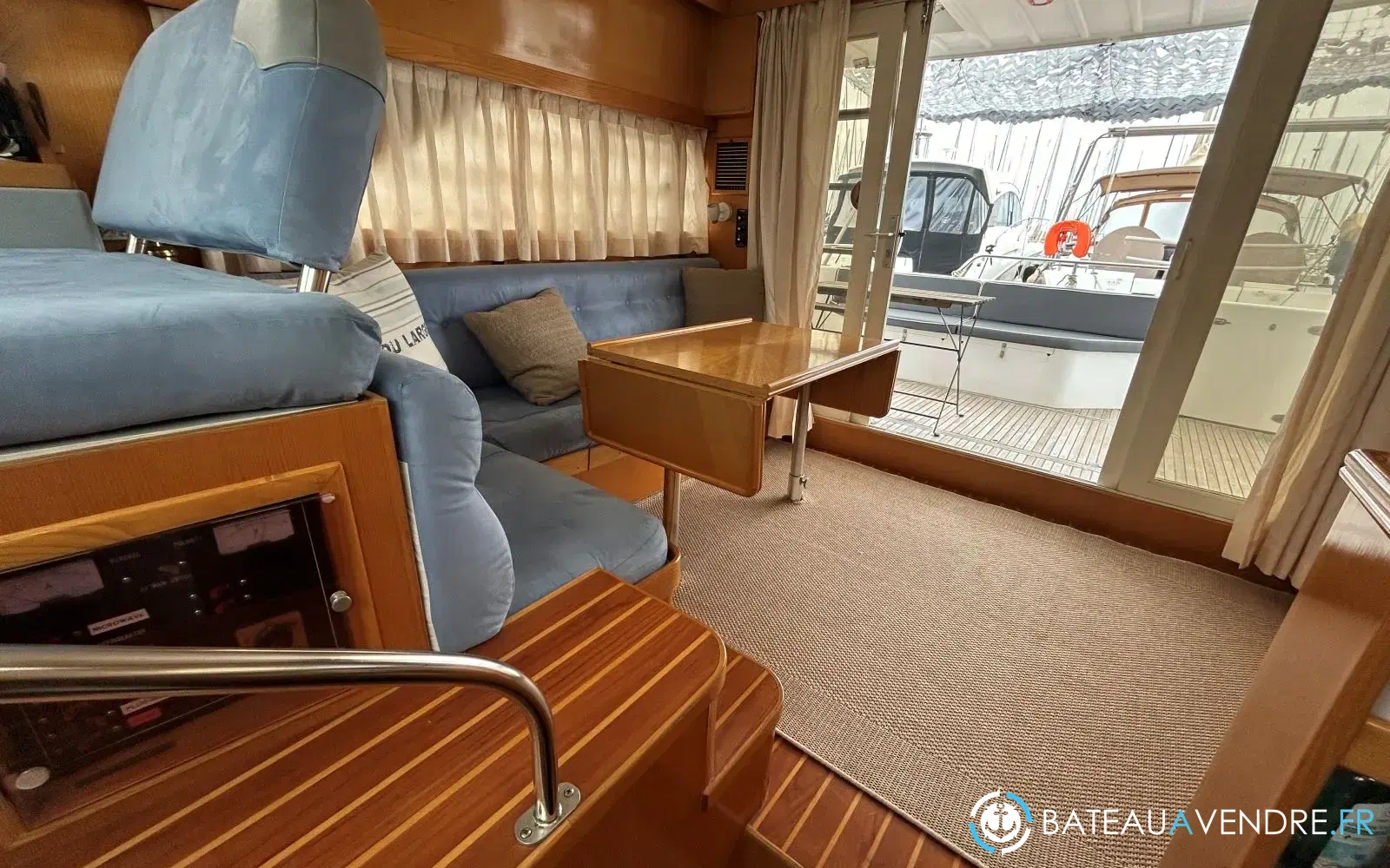 slider 9 Astor 37