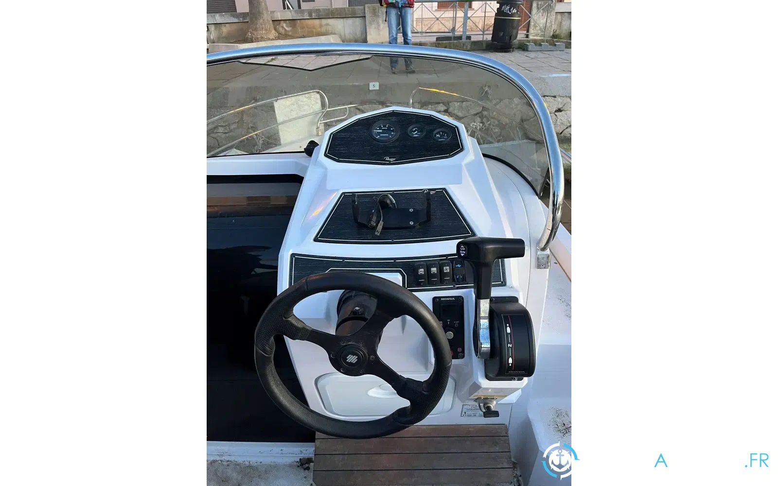 slider 6 Ranieri Shadow 19