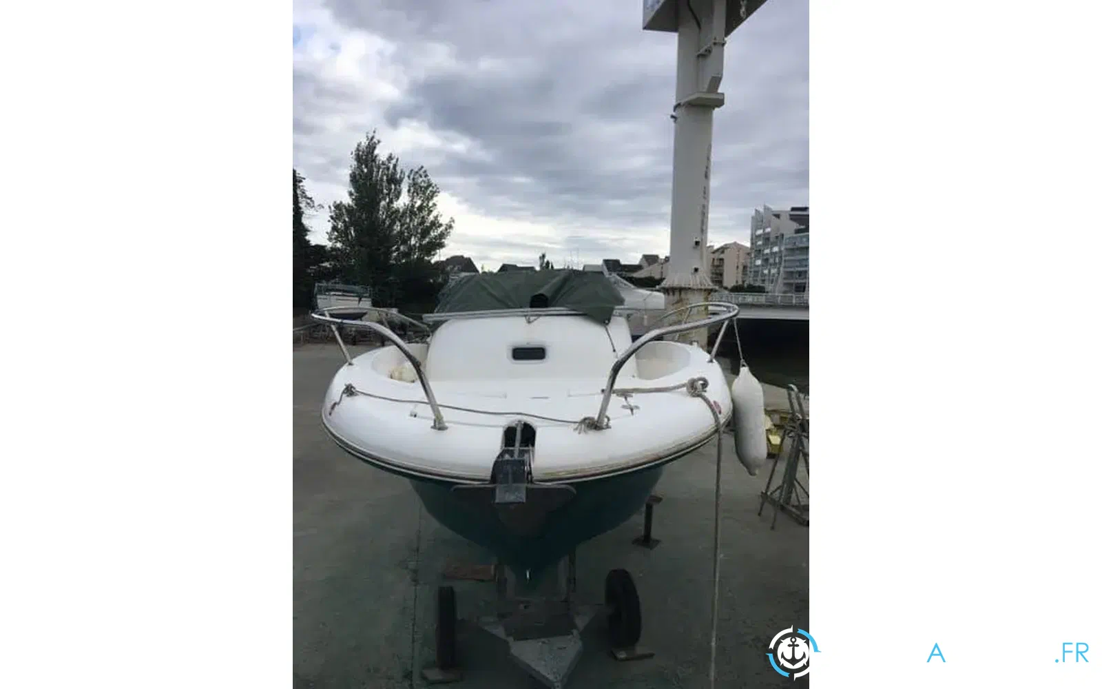 slider 5 Jeanneau Cap Camarat 755 WA