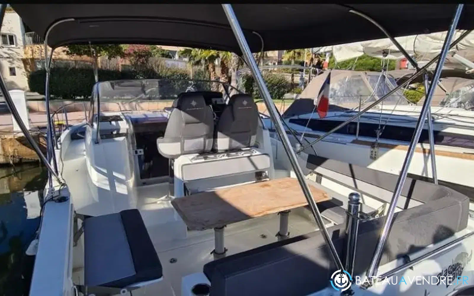 slider 10 Jeanneau Cap Camarat 9.0 WA