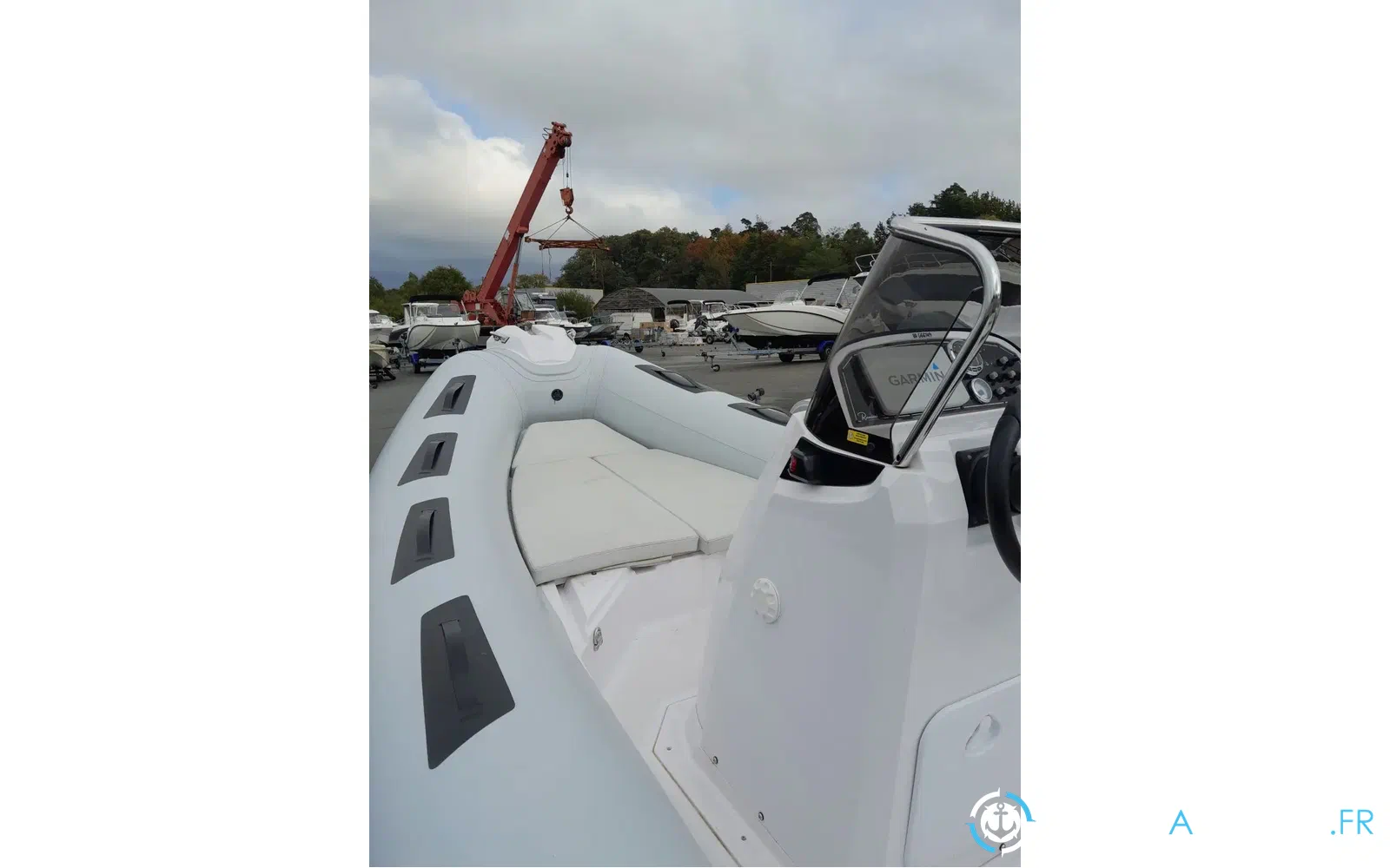 slider 1 Ranieri Cayman 21 Sport
