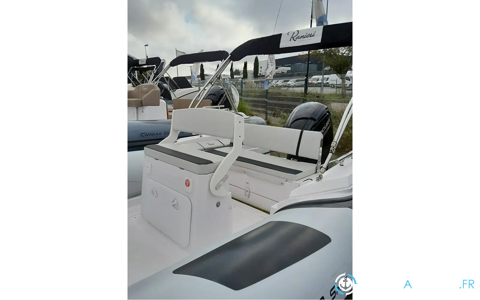 slider 3 Ranieri Cayman 21 Sport