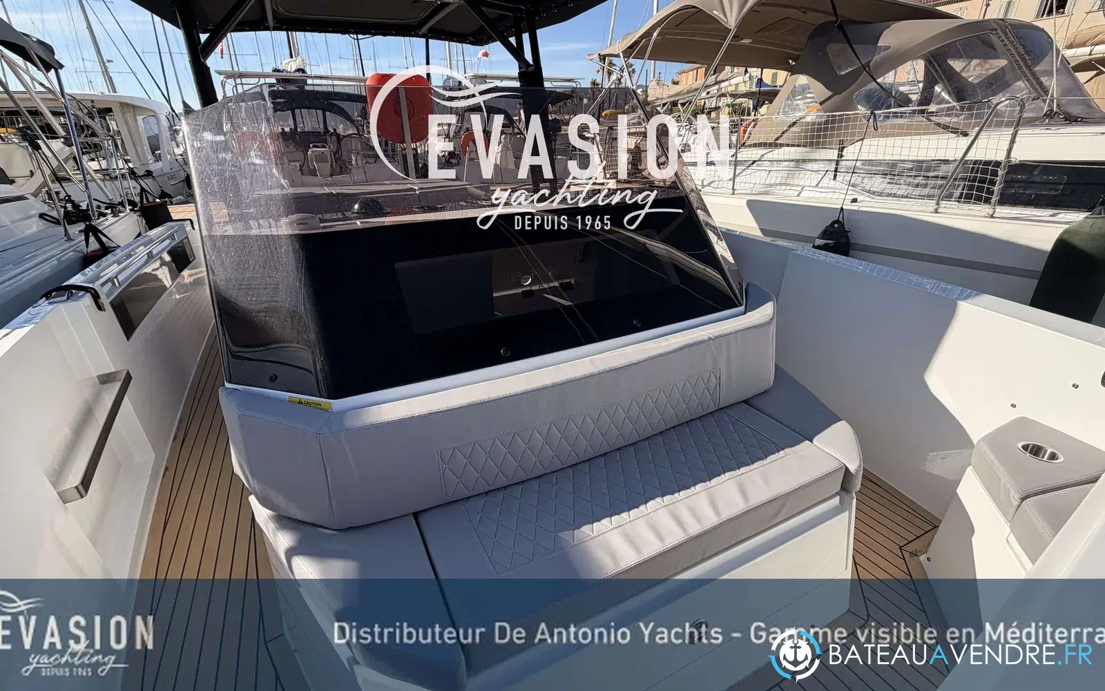 slider 19 De Antonio Yachts D29