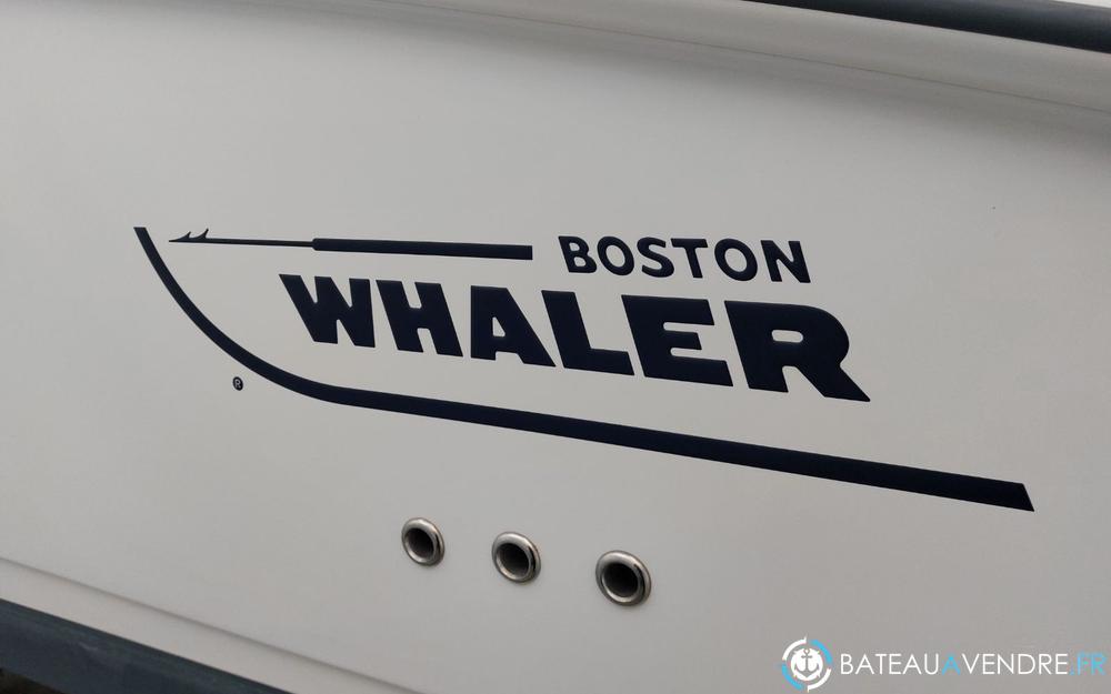 Boston Whaler 240 Outrage photo 5