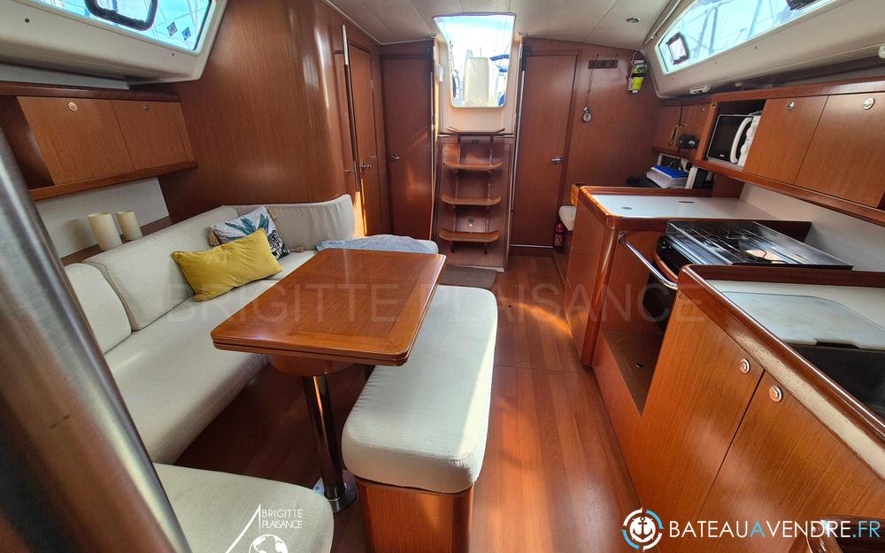 Beneteau Oceanis 40 photo 4