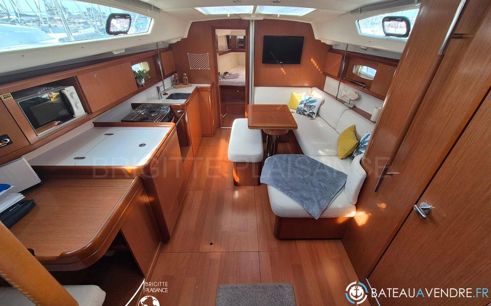 Beneteau Oceanis 40 photo 5