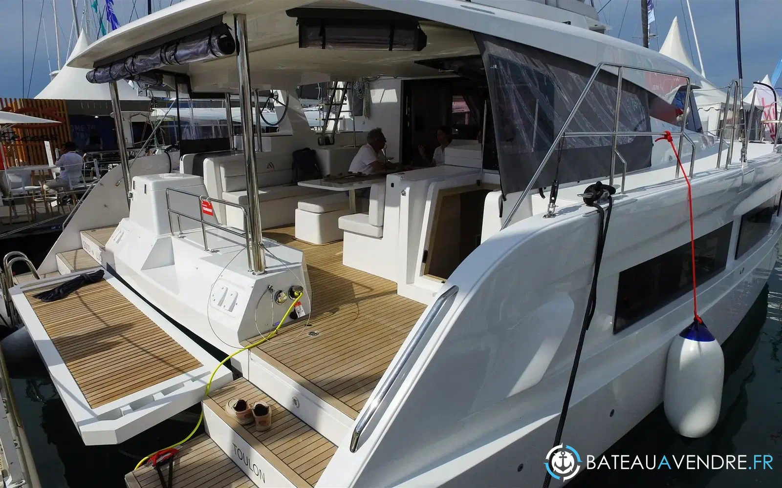 slider 0 Aventura Yacht Indigo Yacht 45