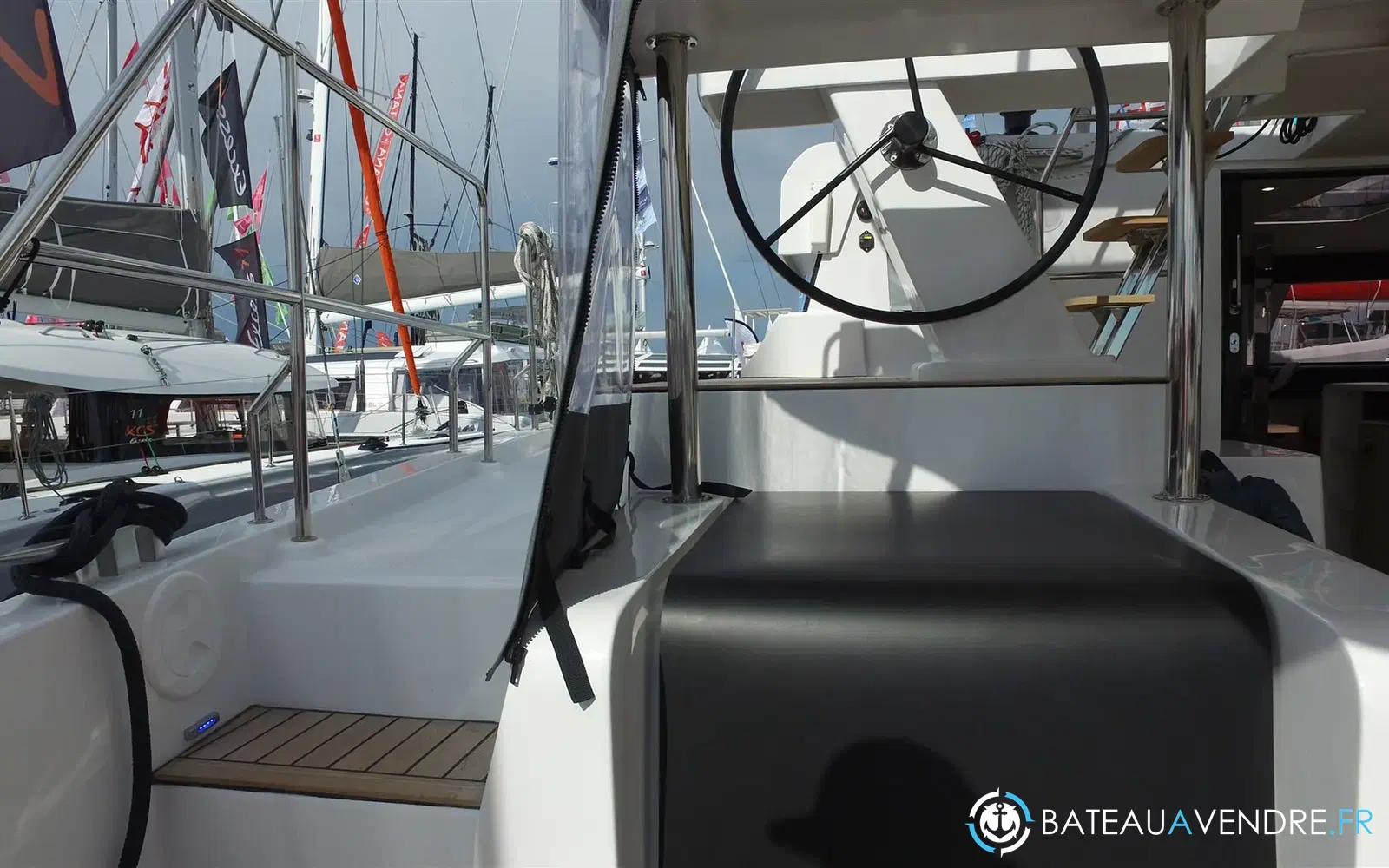 slider 10 Aventura Yacht Indigo Yacht 45