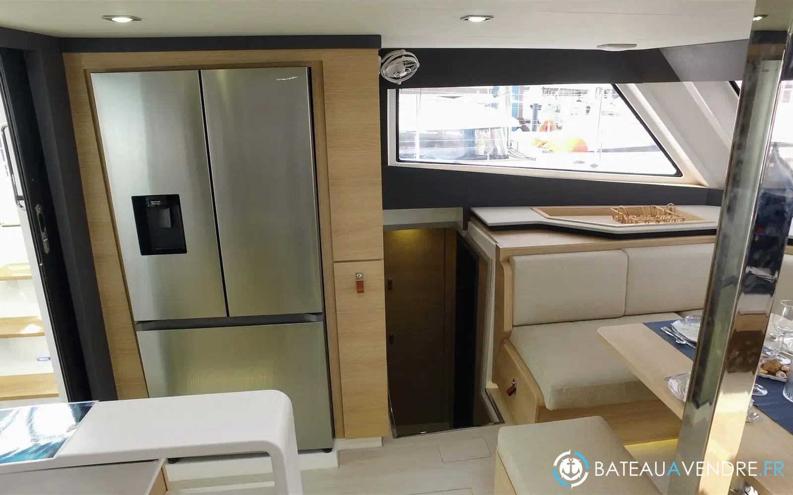 slider 16 Aventura Yacht Indigo Yacht 45