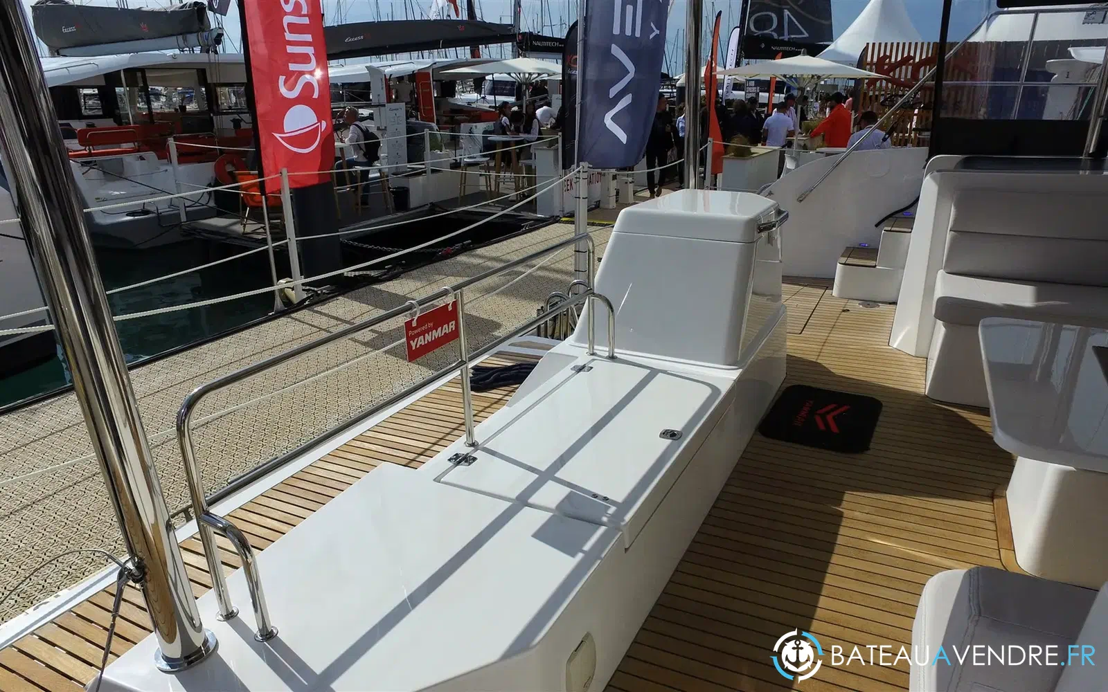 slider 5 Aventura Yacht Indigo Yacht 45