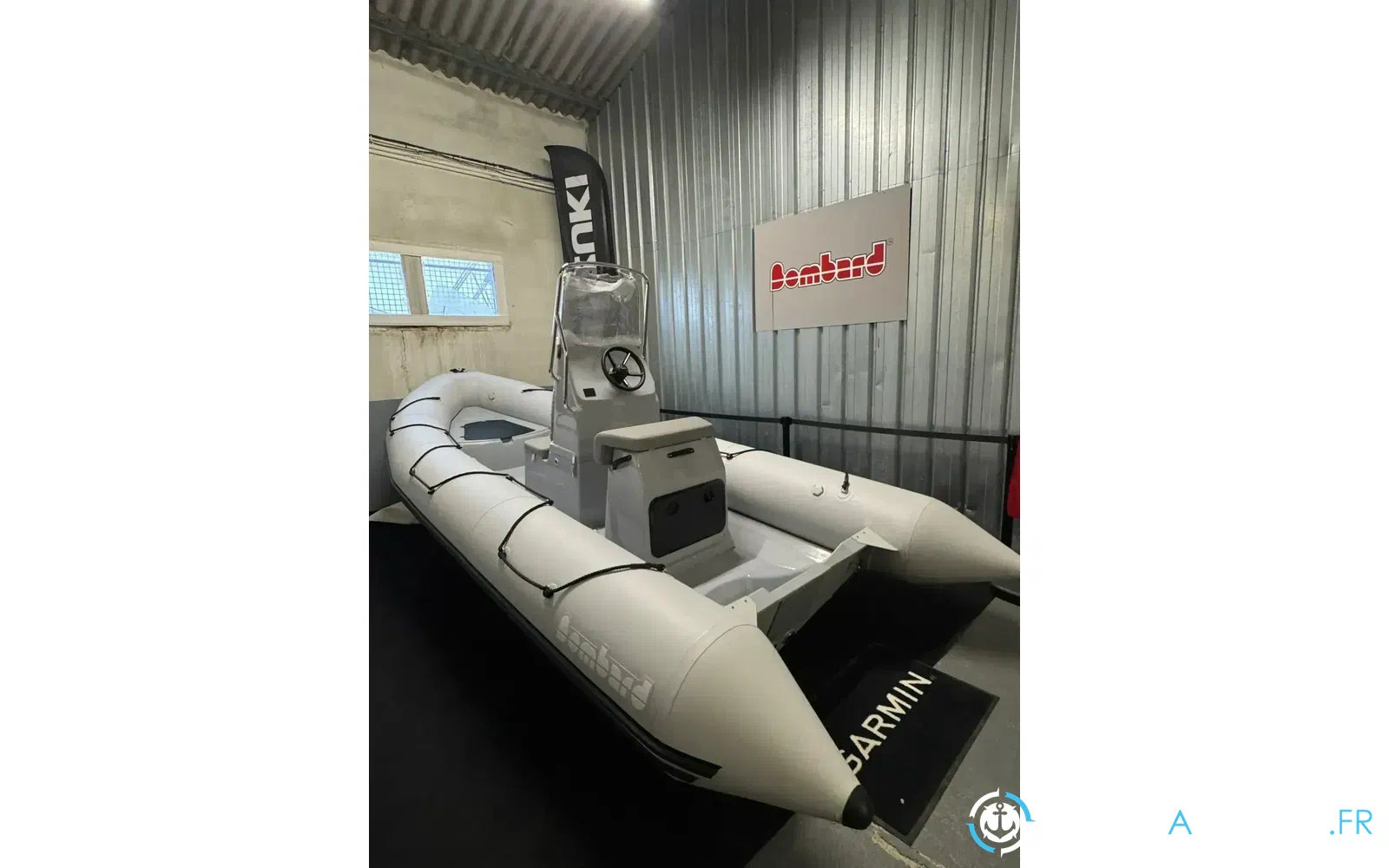 slider 0 Bombard Explorer 550 Pvc