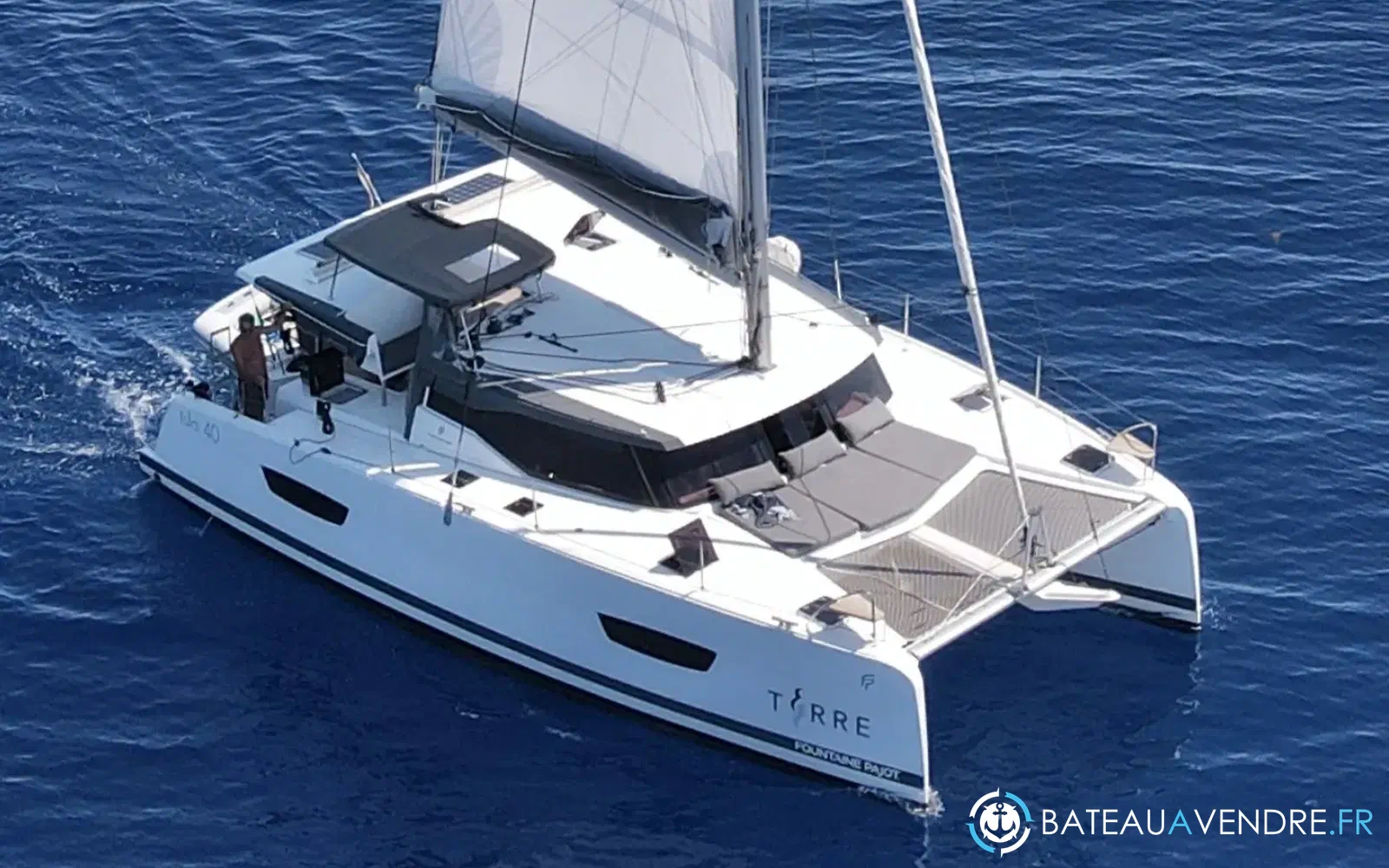 slider 0 Fountaine Pajot Isla 40