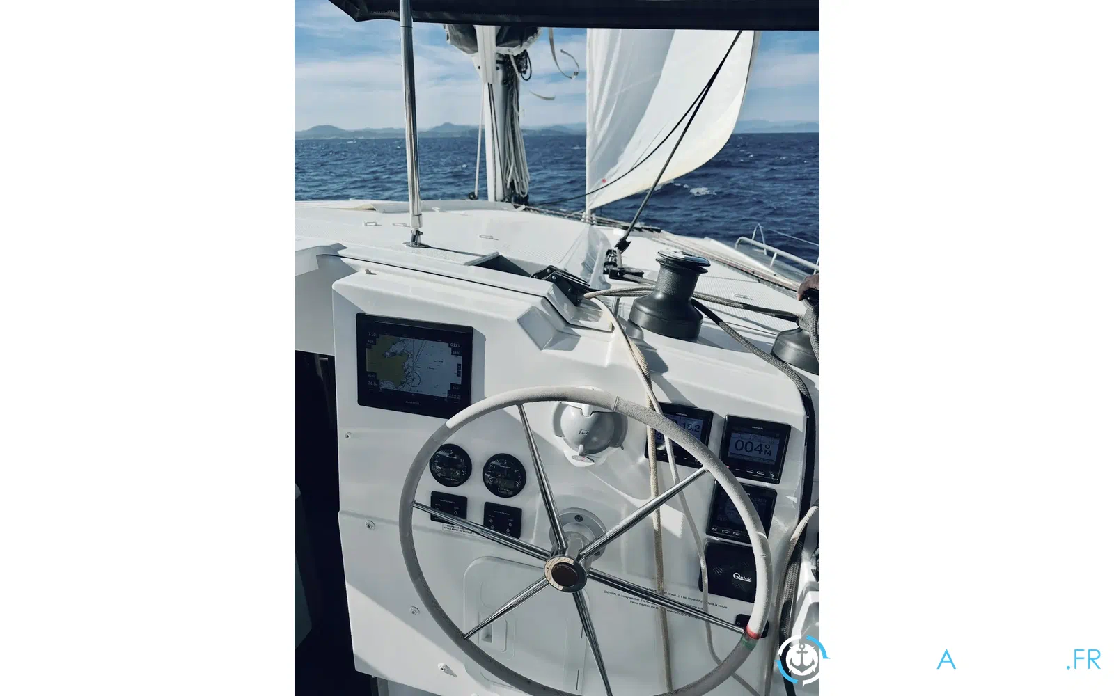 slider 5 Fountaine Pajot Isla 40